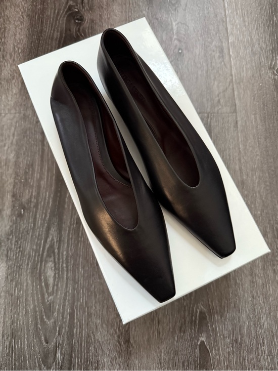 Bottega Veneta Shoes - Authentic Bottega Veneta Almond Flat (NEW, UNIFORM)